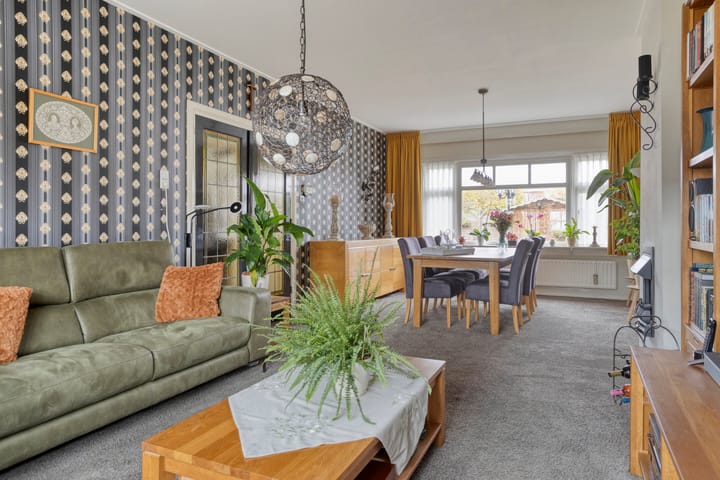 Photo 3 of Axelsestraat 24