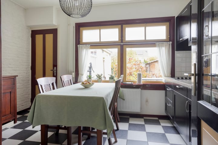 Photo 4 of Axelsestraat 24