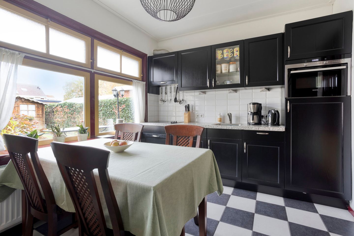 Photo 10 of Axelsestraat 24