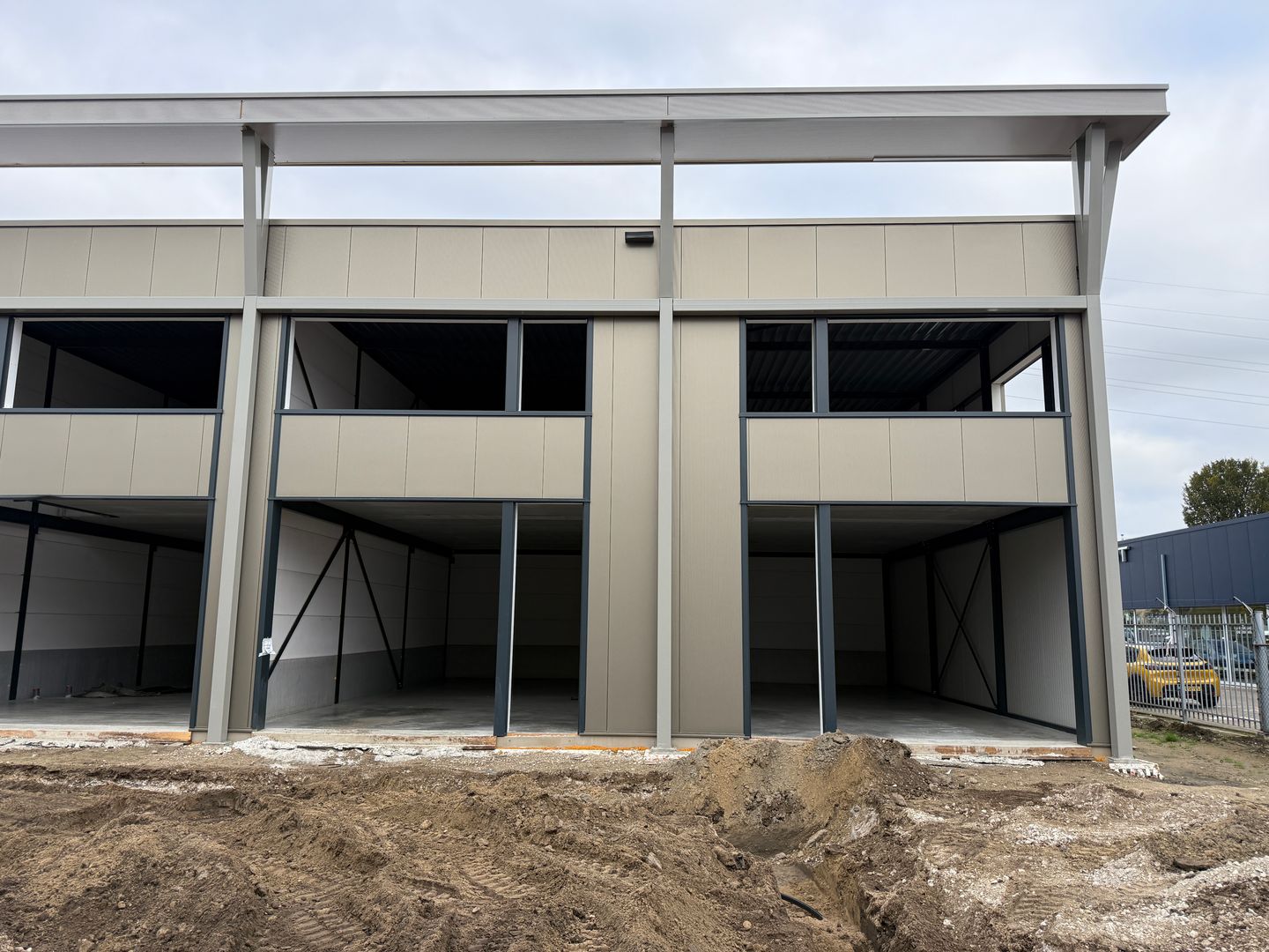 View photo 2 of Duisburgstraat 17