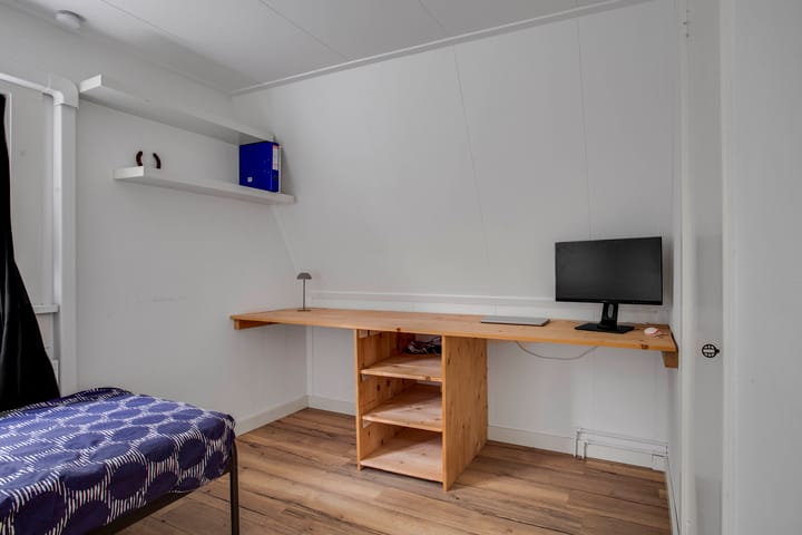 Photo 32 of Ringovenstraat 27