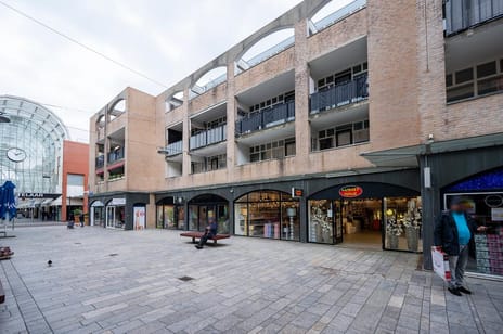 undefined main image