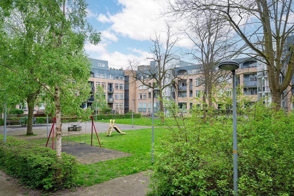 Foto 15 van Blekerstraat 73