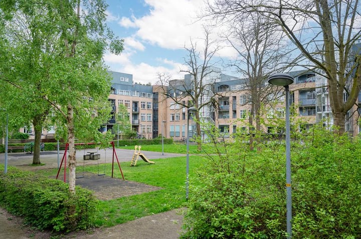 Foto 15 van Blekerstraat 73