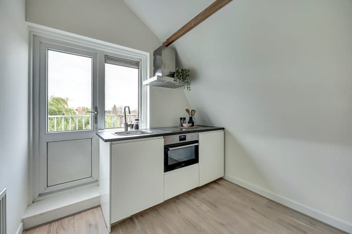 Foto 25 van Beukelsweg 37-B02