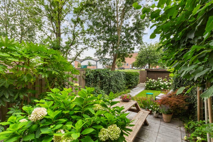 Foto 2 van Zuidhoek 3-B