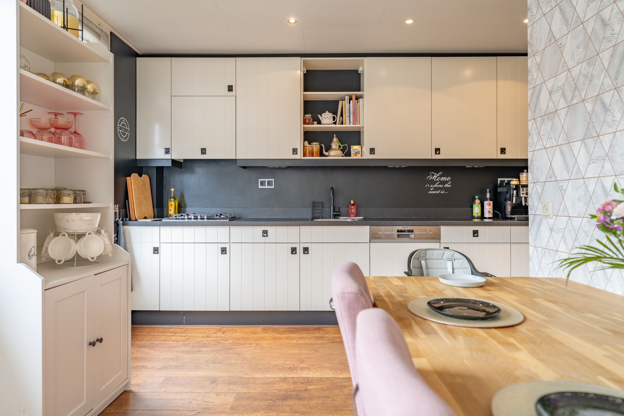 Photo 12 of Gerrit Achterbergstraat 17