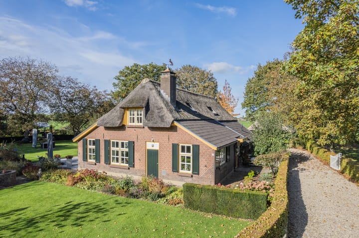 Photo 6 of Kerkstraat 93