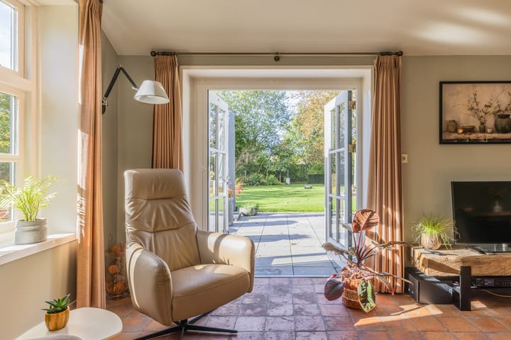 Photo 23 of Kerkstraat 93