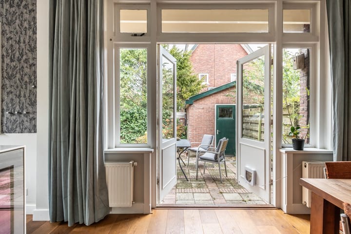 Photo 15 of Johan Verhulstweg 34