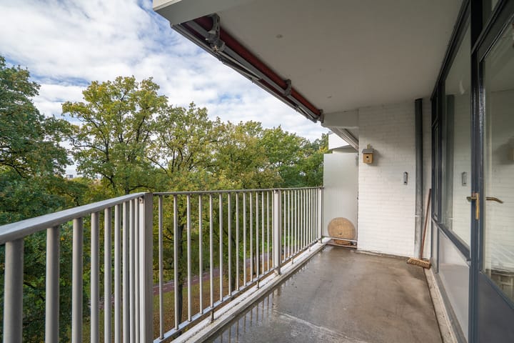 Foto 24 van Marthalaan 2-605