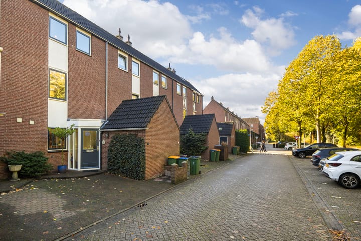 Foto 32 van Pieter de Hooghstraat 68