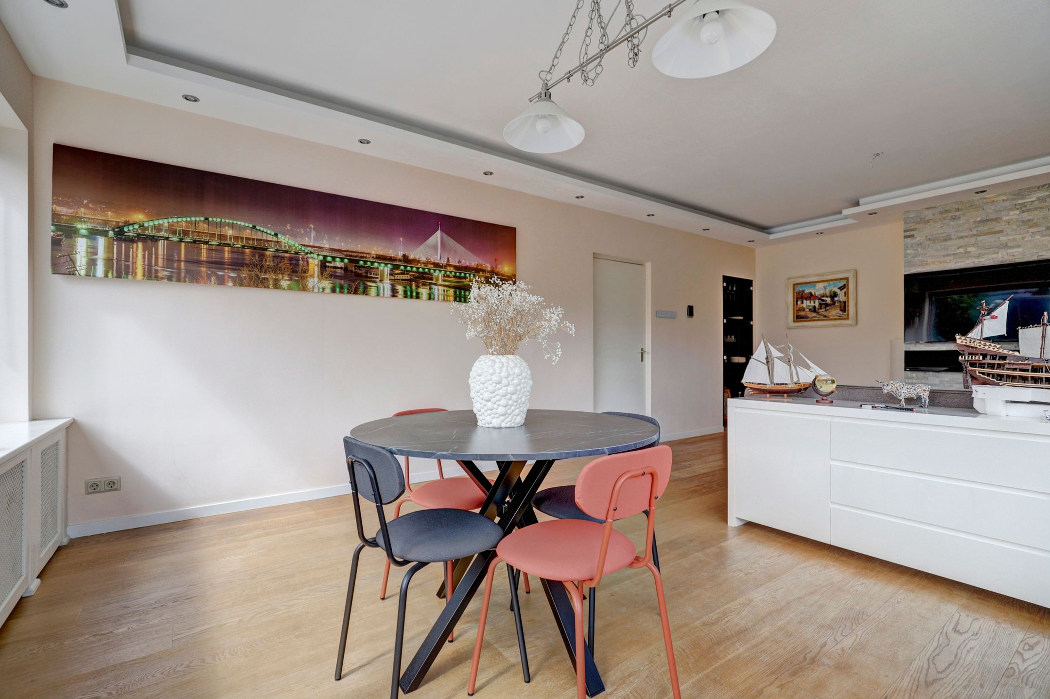 Foto 9 van Theresiastraat 12-B