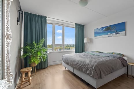 Jaap Edendreef 190 tertiary image