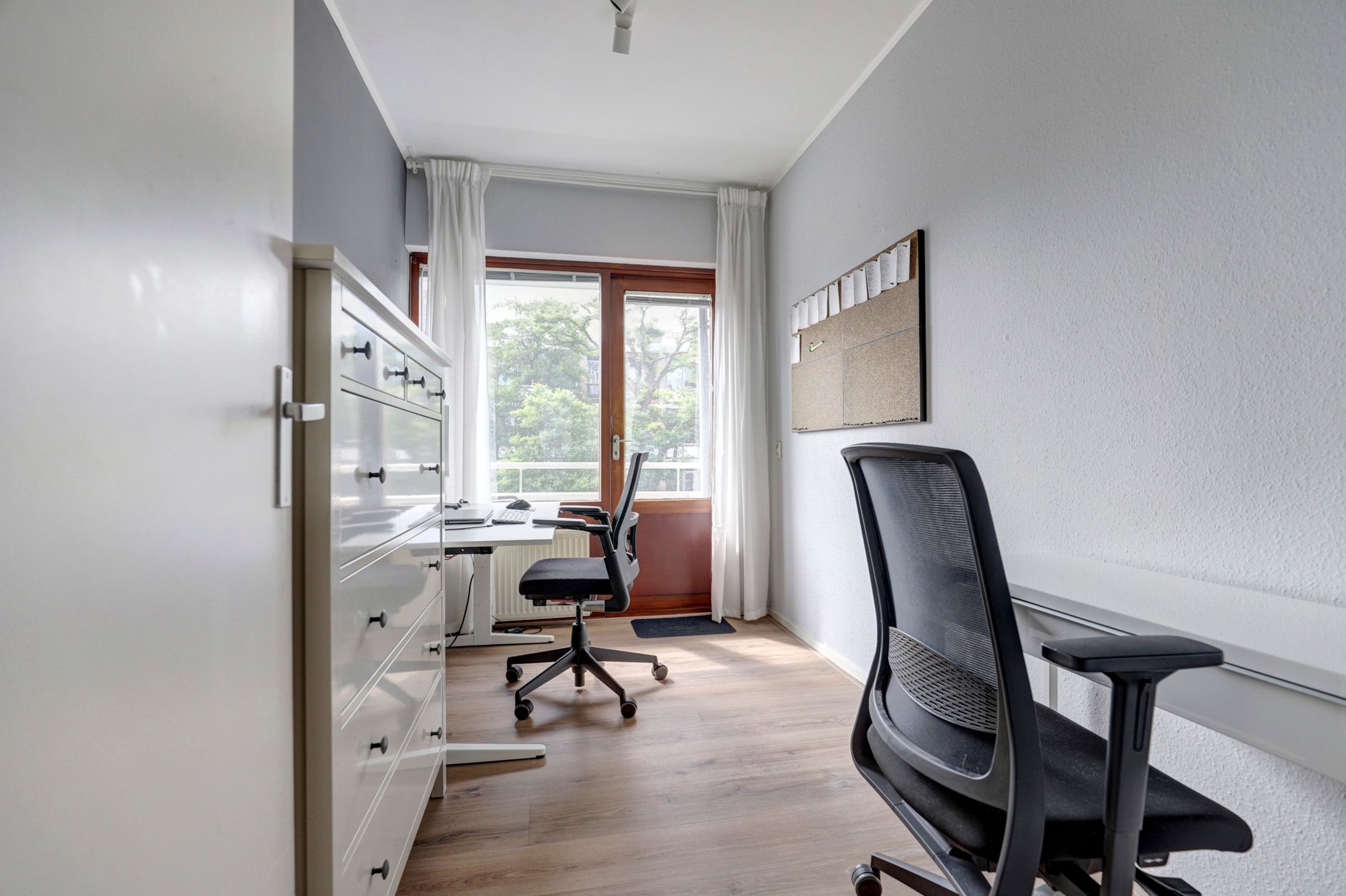 Foto 21 van Theresiastraat 12-B