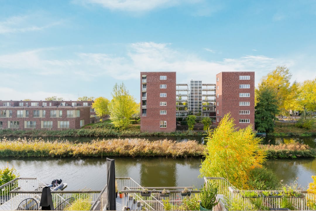 Photo 28 of Emmy Andriessestraat 4