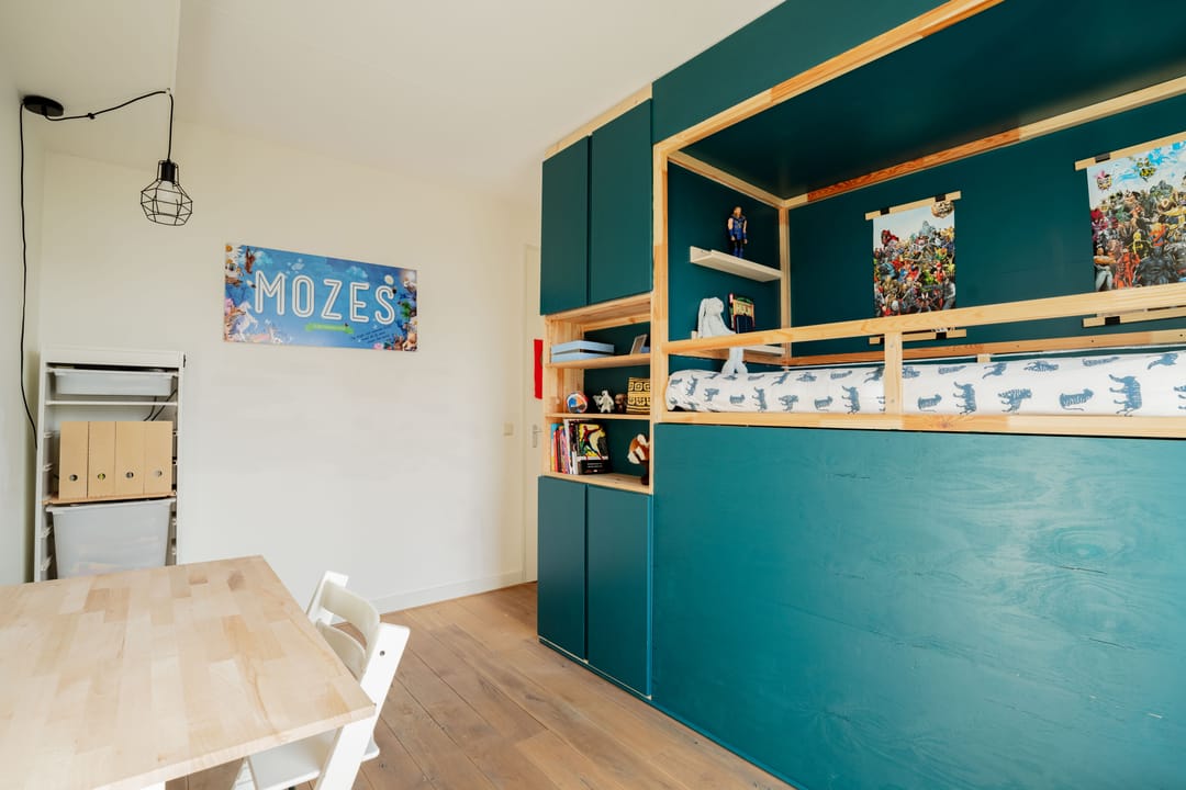 Photo 37 of Emmy Andriessestraat 4