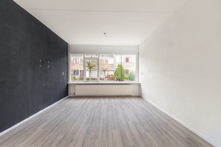 Photo 3 of Amerstraat 2