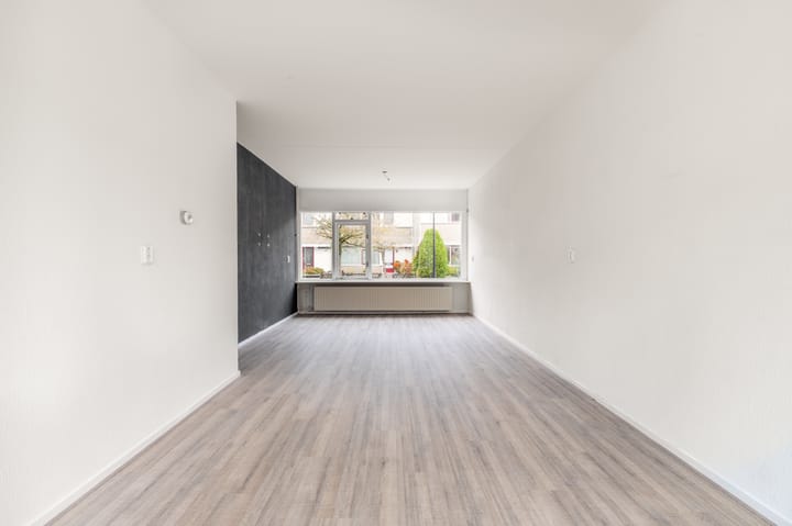 Photo 5 of Amerstraat 2