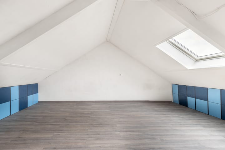 Photo 21 of Amerstraat 2