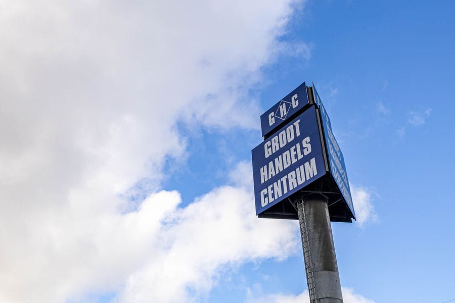 Bekijk foto 2 van Osloweg 25-27