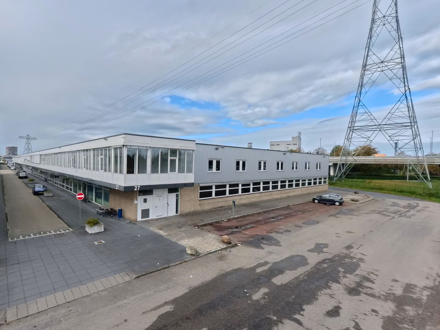 Bekijk foto 3 van Osloweg 25-27