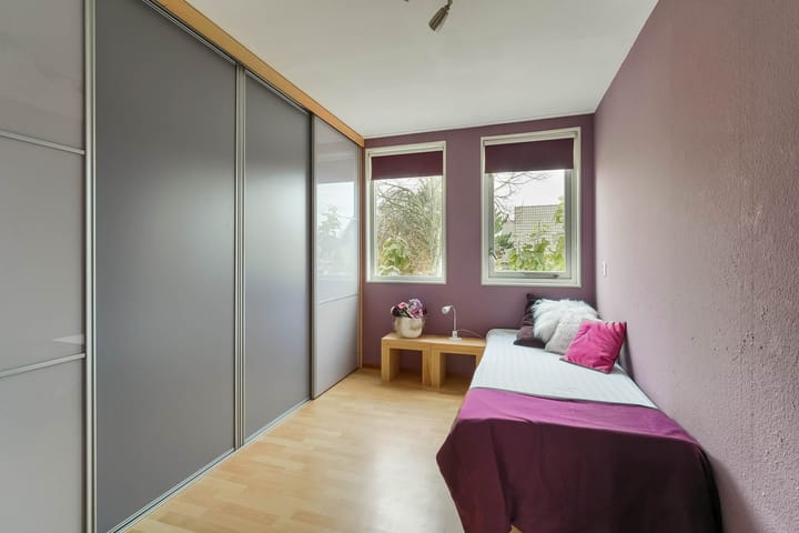 Photo 35 of Johan Huizingastraat 8