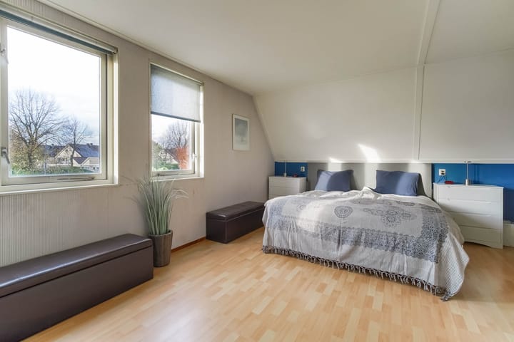 Photo 41 of Johan Huizingastraat 8