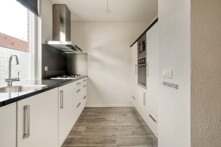 Foto 15 van Haeckmate 100