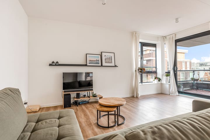 Photo 3 of IJslandstraat 66