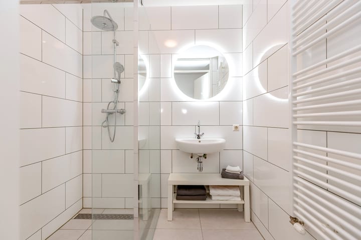 Photo 18 of IJslandstraat 66