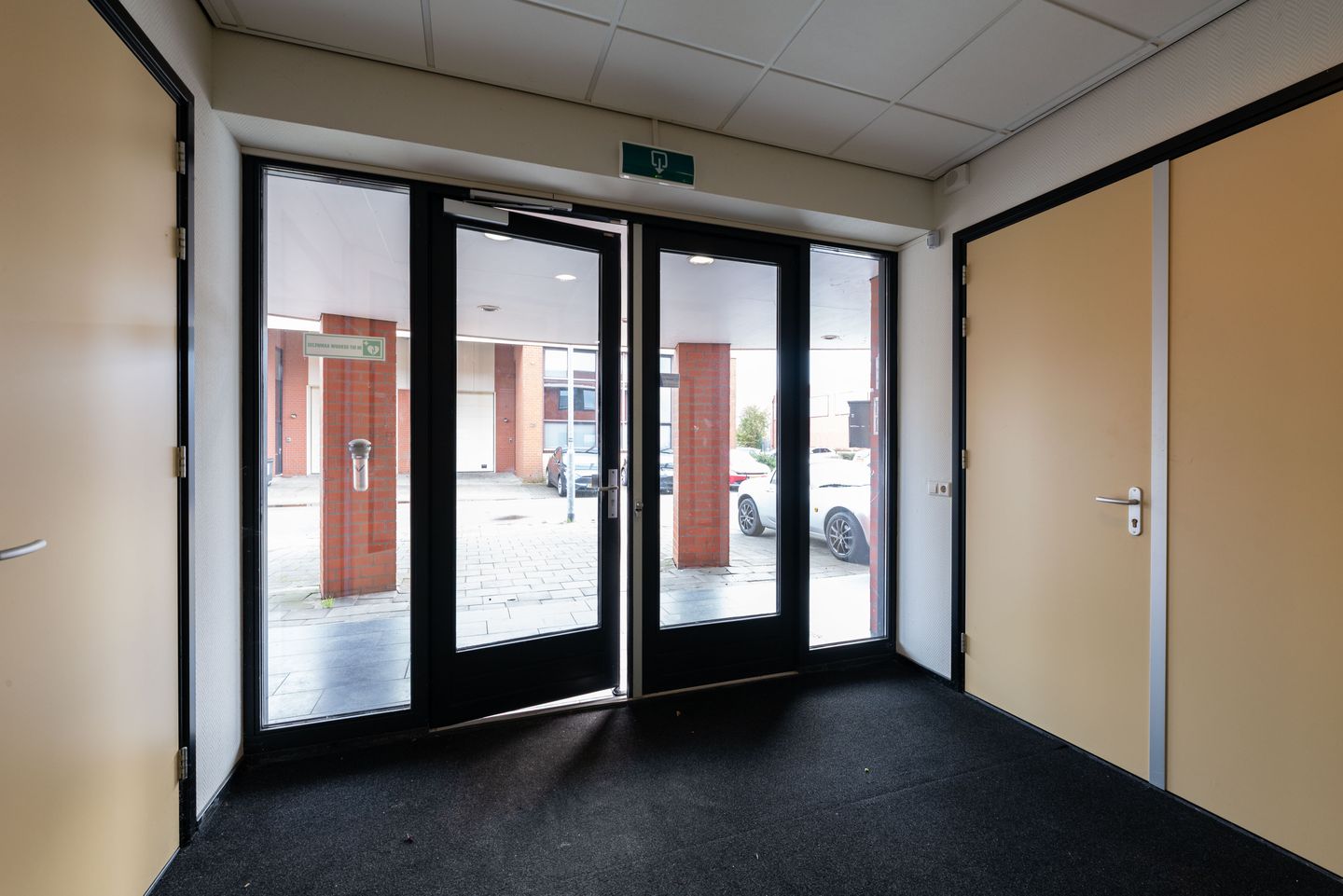 View photo 2 of Spoorhaven 76