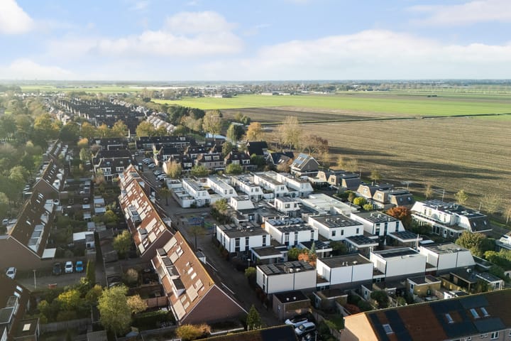 Photo 4 of Jeltje de Bosch Kemperstraat 103