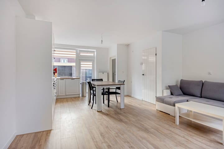 Foto 13 van Hannie Schaftplein 9