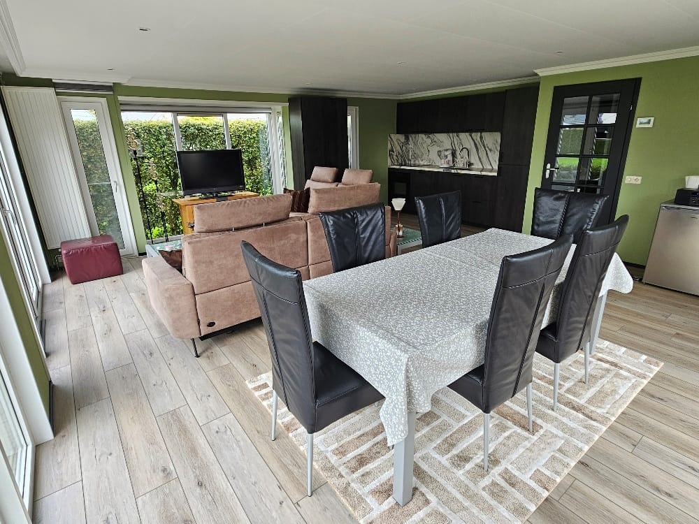 Foto 9 van Achterzeedijk 1-A42