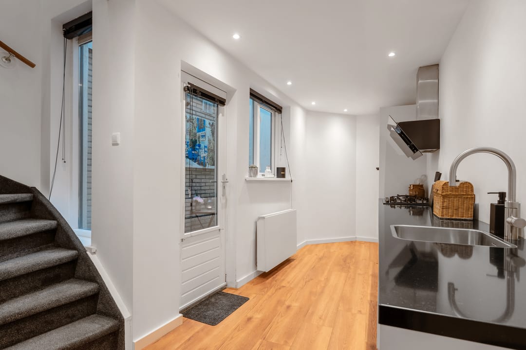 Photo 16 of Landstraat 9