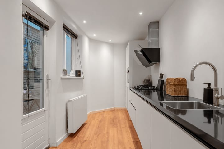 Photo 17 of Landstraat 9