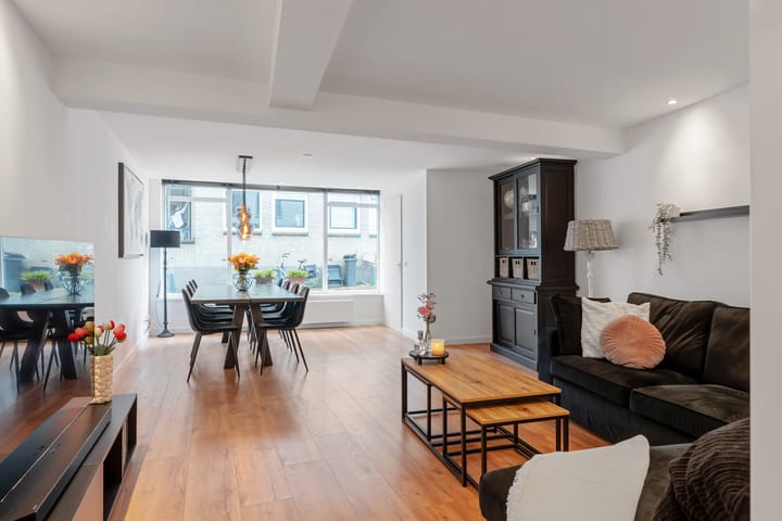 Photo 20 of Landstraat 9