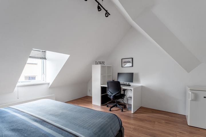 Photo 32 of Landstraat 9