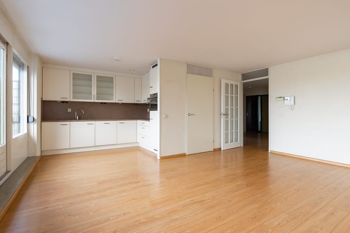 Foto 24 van Fellinilaan 332