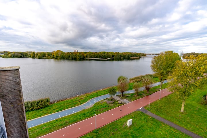 Foto 40 van Fellinilaan 332