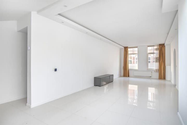 Photo 5 of Prins Hendrikstraat 69