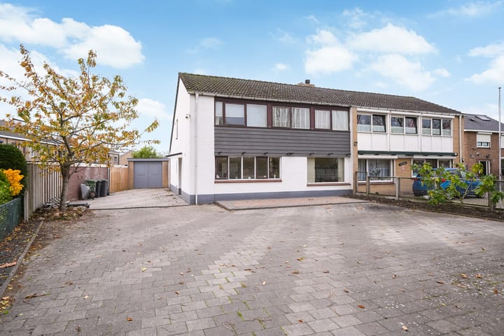 Photo 2 of Middelburgsestraat 104