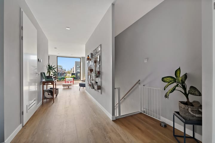 Foto 16 van Leyweg 1207