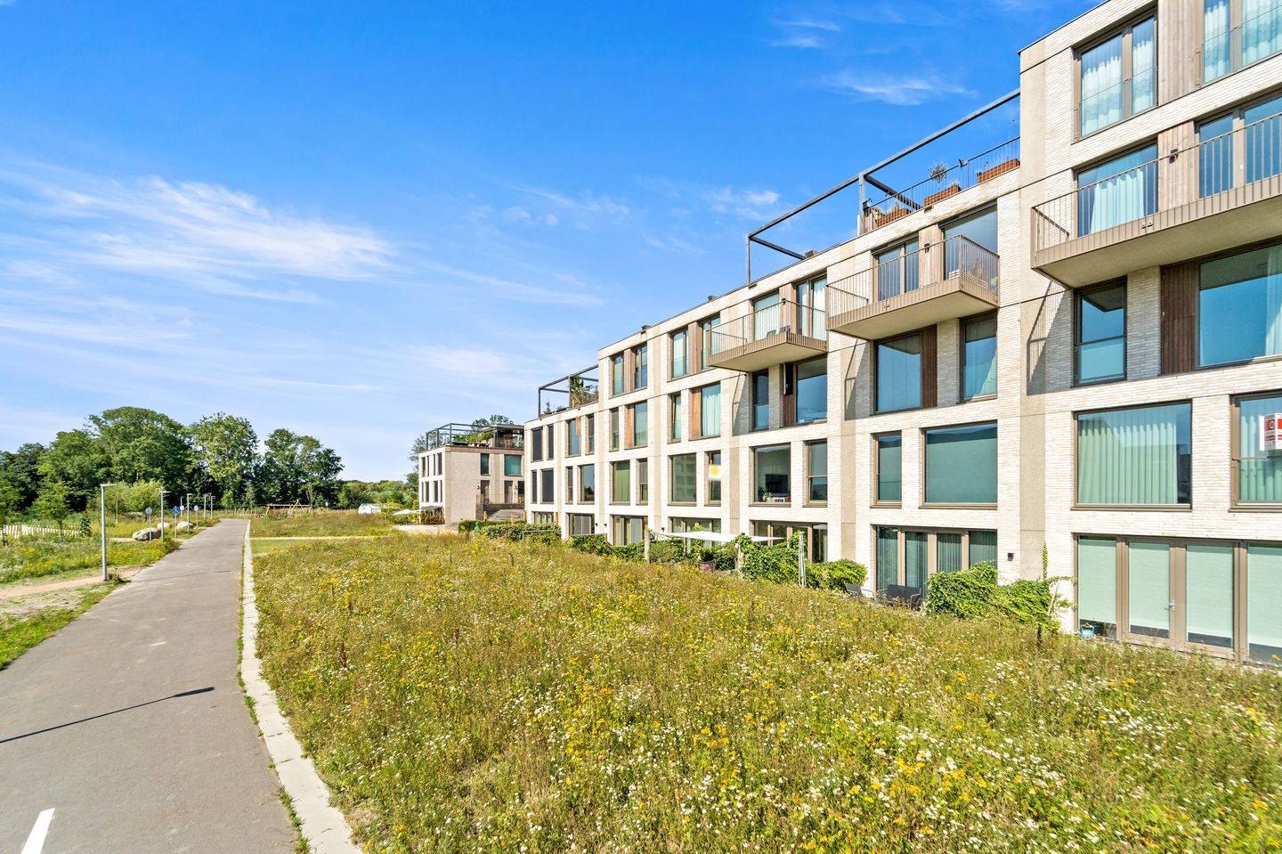 Foto 34 van Leyweg 1207