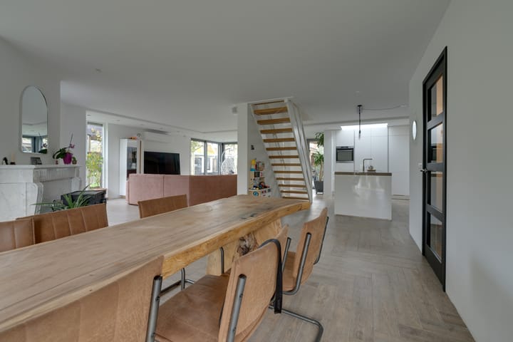 Foto 12 van Rustenburgerweg 57