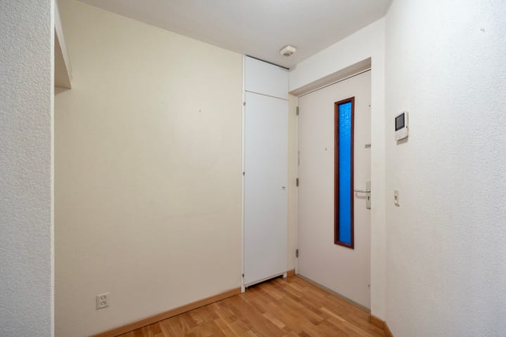 Photo 22 of Peter Benensonstraat 7