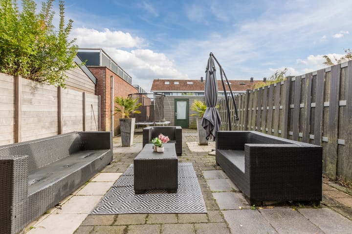 Photo 37 of Annie van Hattemtuin 24