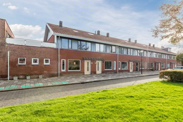 Photo 44 of Annie van Hattemtuin 24