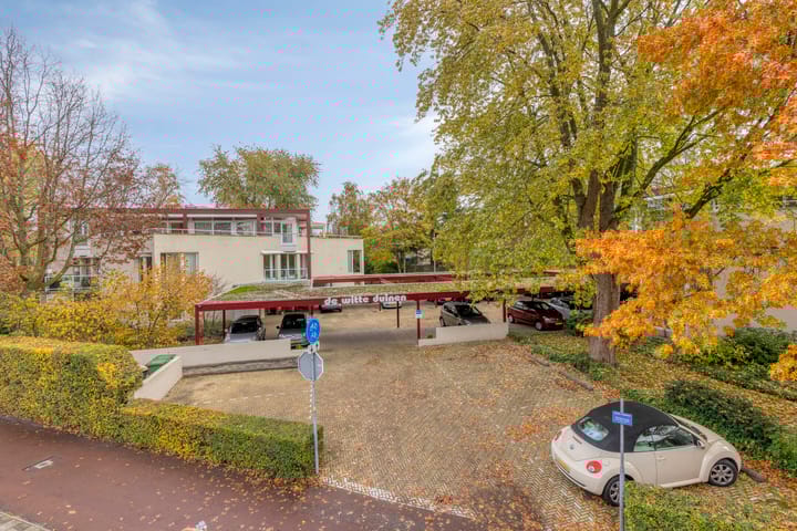 Photo 44 of Peter Benensonstraat 7